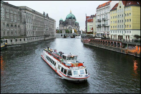 Spree von der Mhlendammbrcke zur Rathausbrcke